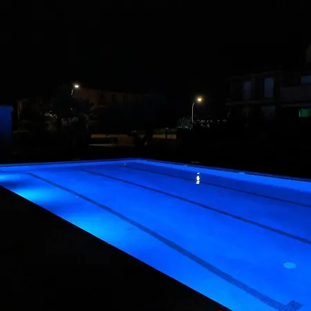 Apartamento Sarah Lägenhet *